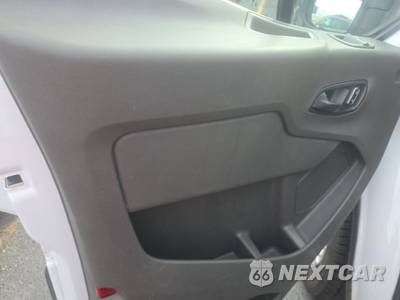 2025 Ford Transit 250 Cargo Van Low Roof 130.0" WB - zdjęcie 9 z 19 - miniatura