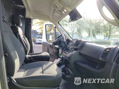2025 Ram ProMaster 2500 Cargo Van Tradesman w/Passenger Seat Low Roof 136.0" WB - zdjęcie 8 z 29 - miniatura