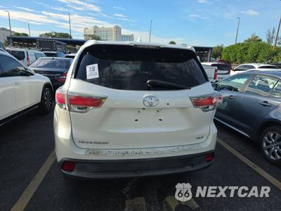 2014 Toyota Highlander XLE - zdjęcie 5 z 35 - miniatura