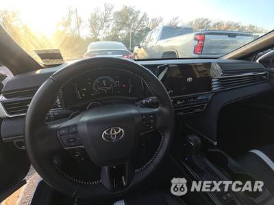 2026 Toyota Camry SE - zdjęcie 11 z 25 - miniatura