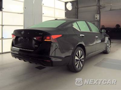 2022 Nissan Altima SV - zdjęcie 4 z 37 - miniatura