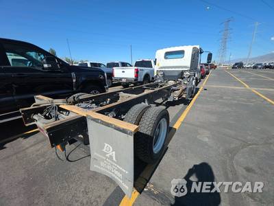 2022 Chevrolet 5500XD Base Low Tilt - zdjęcie 4 z 26 - miniatura