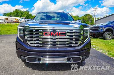 2023 GMC Sierra 1500 Denali Crew Cab Short Bed 5SA - zdjęcie 8 z 48 - miniatura