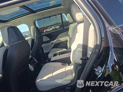 2025 Lincoln Aviator Reserve - zdjęcie 13 z 30 - miniatura