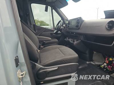 2021 Mercedes-Benz Sprinter 2500 Cargo Van Standard Roof 144.0" WB - zdjęcie 8 z 30 - miniatura