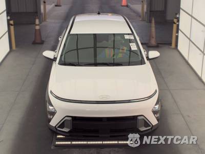 2025 Hyundai Kona SE - zdjęcie 2 z 24 - miniatura