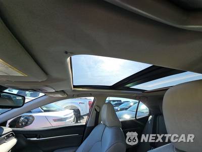 2023 Toyota Camry XLE - zdjęcie 20 z 35 - miniatura
