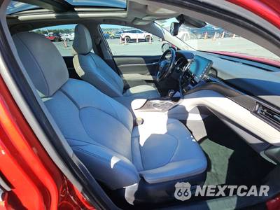 2023 Toyota Camry XLE - zdjęcie 8 z 35 - miniatura