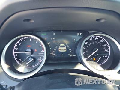 2023 Toyota Camry XLE - zdjęcie 12 z 35 - miniatura