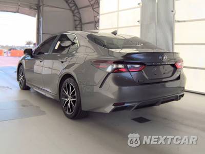 2024 Toyota Camry SE - zdjęcie 6 z 39 - miniatura