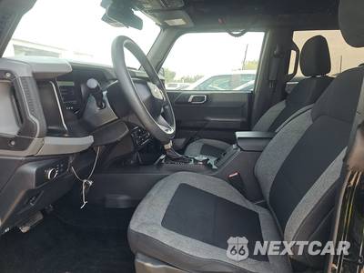 2022 Ford Bronco Base Advanced - zdjęcie 7 z 35 - miniatura