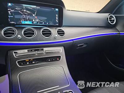2023 Mercedes-Benz E 350 4MATIC Sedan - zdjęcie 11 z 19 - miniatura
