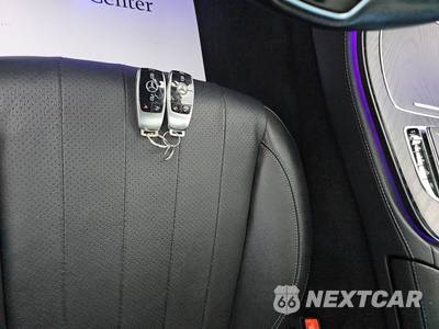 2023 Mercedes-Benz E 350 4MATIC Sedan - zdjęcie 10 z 19 - miniatura