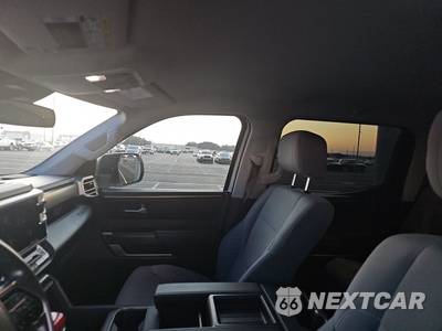 2024 Toyota Tundra SR5 Crew Cab Short Bed - zdjęcie 17 z 24 - miniatura