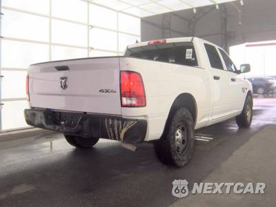 2023 Ram 1500 Classic Tradesman Crew Cab Medium Bed - zdjęcie 4 z 34 - miniatura