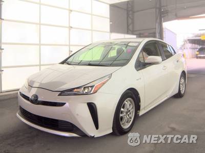 2022 Toyota Prius LE