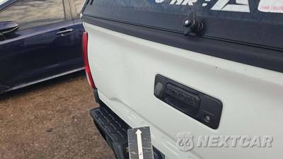 2017 Toyota Tacoma SR5 Extended Cab Long Bed w/Rear Doors - zdjęcie 27 z 34 - miniatura