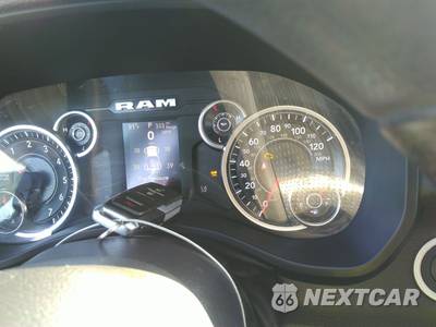 2023 Ram 1500 Tradesman Crew Cab Short Bed - zdjęcie 30 z 32 - miniatura