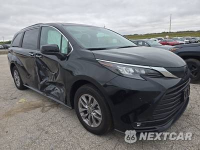 2026 Toyota Sienna XLE 8-Passenger 120.5" WB - zdjęcie 3 z 17 - miniatura