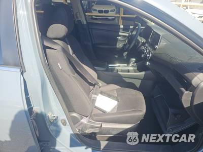 2025 Nissan Sentra SV - zdjęcie 8 z 26 - miniatura