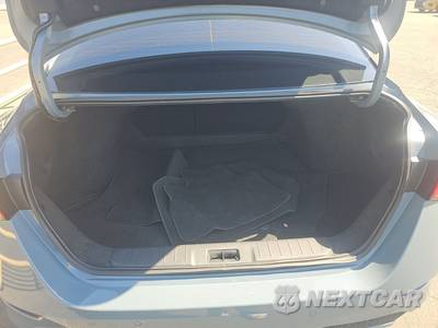 2025 Nissan Sentra SV - zdjęcie 16 z 26 - miniatura