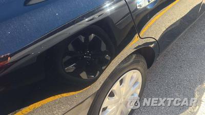 2012 Nissan Versa 1.6 SV Sedan - zdjęcie 23 z 33 - miniatura
