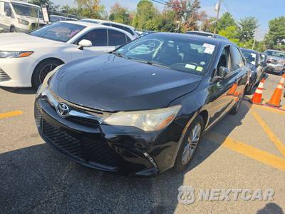 2017 Toyota Camry SE - zdjęcie 1 z 45 - miniatura
