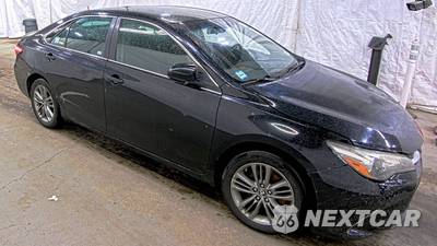 2017 Toyota Camry SE - zdjęcie 3 z 54 - miniatura