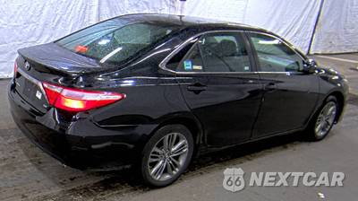 2017 Toyota Camry SE - zdjęcie 4 z 54 - miniatura