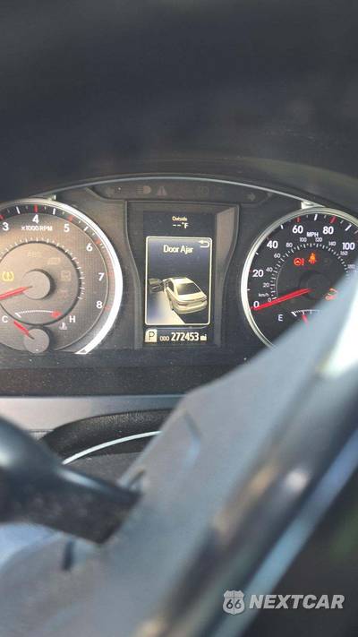 2017 Toyota Camry SE - zdjęcie 19 z 54 - miniatura
