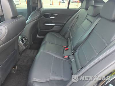 2022 Mercedes-Benz C 300 4MATIC Sedan - zdjęcie 13 z 28 - miniatura