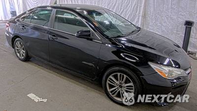 2017 Toyota Camry SE - zdjęcie 3 z 51 - miniatura