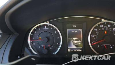 2016 Toyota Camry SE - zdjęcie 36 z 39 - miniatura