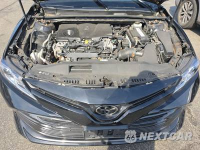 2018 Toyota Camry LE - zdjęcie 15 z 42 - miniatura