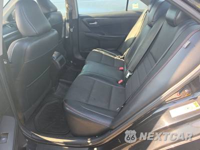 2016 Toyota Camry SE - zdjęcie 13 z 42 - miniatura