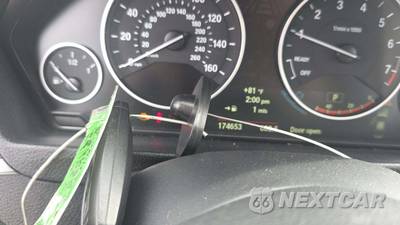2013 BMW 3 Series Sedan 328i xDrive LUXURY LINE - zdjęcie 18 z 32 - miniatura