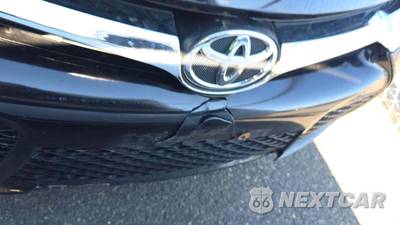 2017 Toyota Camry SE - zdjęcie 36 z 56 - miniatura