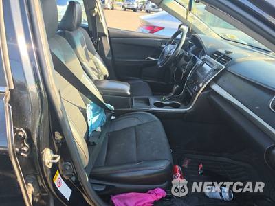 2017 Toyota Camry SE - zdjęcie 8 z 56 - miniatura