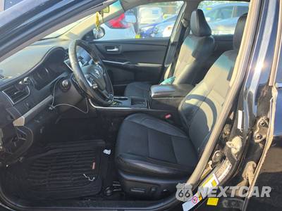 2017 Toyota Camry SE - zdjęcie 7 z 56 - miniatura