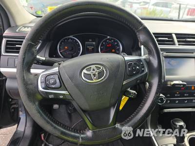 2017 Toyota Camry SE - zdjęcie 10 z 51 - miniatura