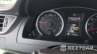 2017 Toyota Camry SE - zdjęcie 30 z 51 - miniatura