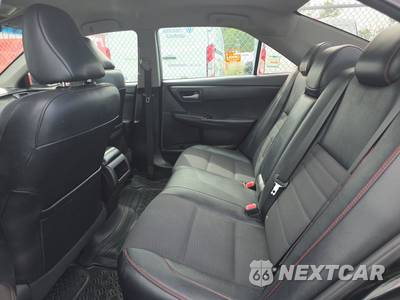 2017 Toyota Camry SE - zdjęcie 13 z 51 - miniatura
