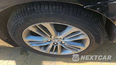 2017 Toyota Camry SE - zdjęcie 15 z 28 - miniatura