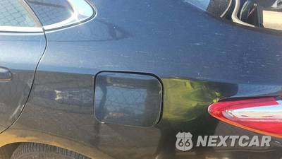 2017 Toyota Camry SE - zdjęcie 21 z 28 - miniatura