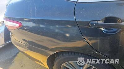 2017 Toyota Camry SE - zdjęcie 12 z 28 - miniatura