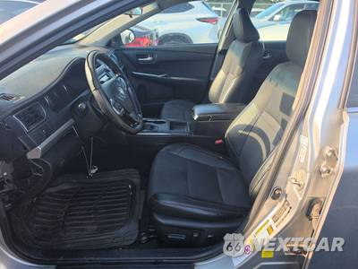 2017 Toyota Camry SE - zdjęcie 7 z 48 - miniatura
