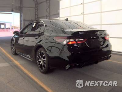 2024 Toyota Camry SE - zdjęcie 6 z 31 - miniatura