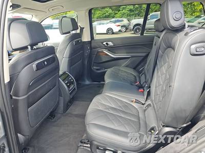 2024 BMW X7 Sports Activity Vehicle xDrive40i - zdjęcie 13 z 38 - miniatura