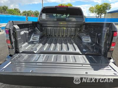 2026 Nissan Frontier PRO-4X Crew Cab Medium Bed - zdjęcie 16 z 21 - miniatura