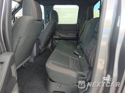2026 Nissan Frontier PRO-4X Crew Cab Medium Bed - zdjęcie 13 z 21 - miniatura